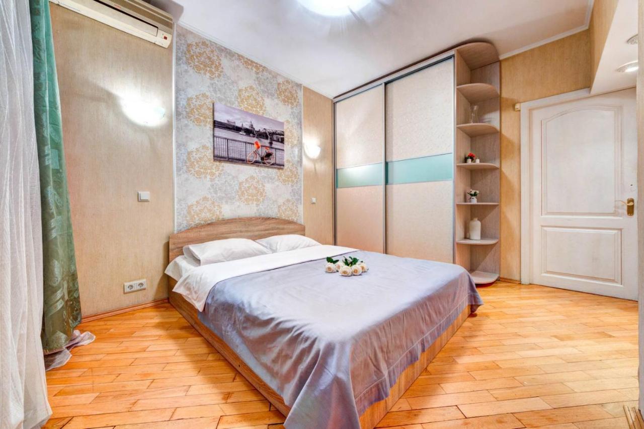 Apartments Of Bogdan Khmelnitsky Kiew Exterior foto
